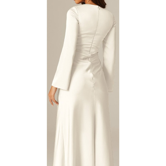 Elegant White Maxi Dress - Picture 2 of 9